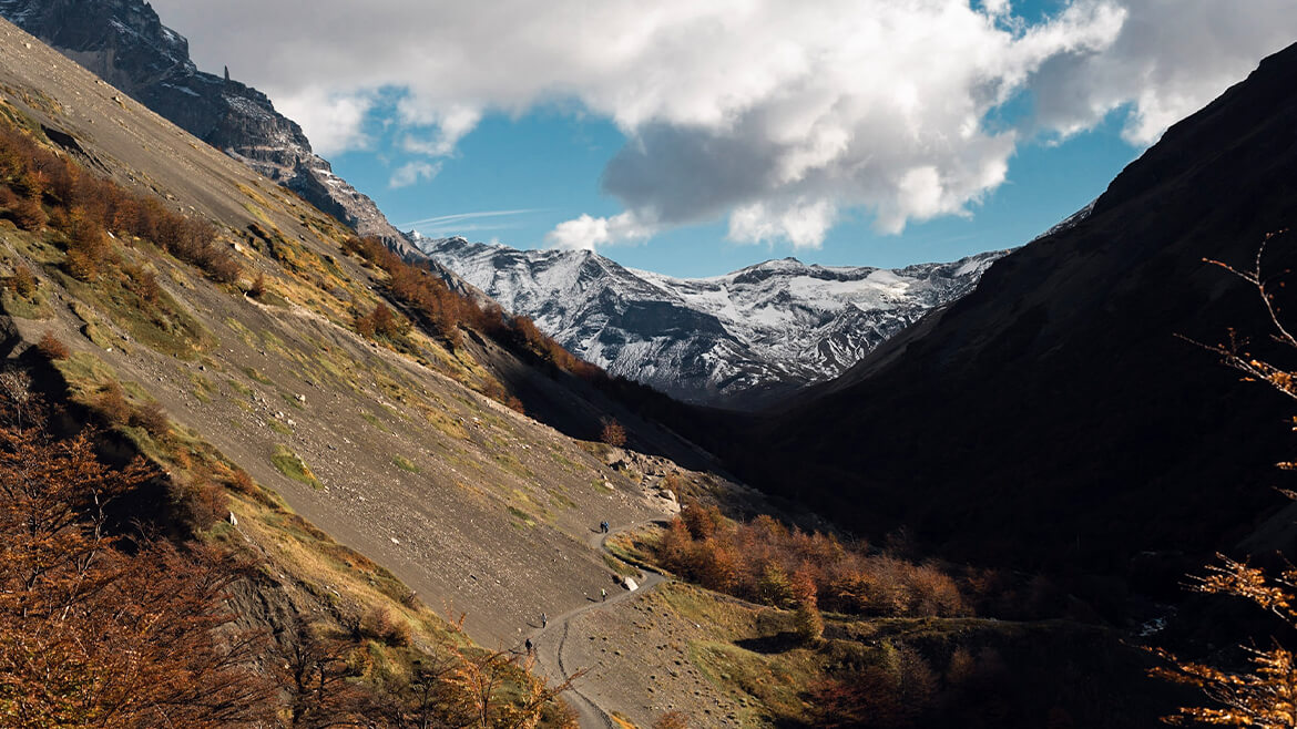 Base Torres Hiking